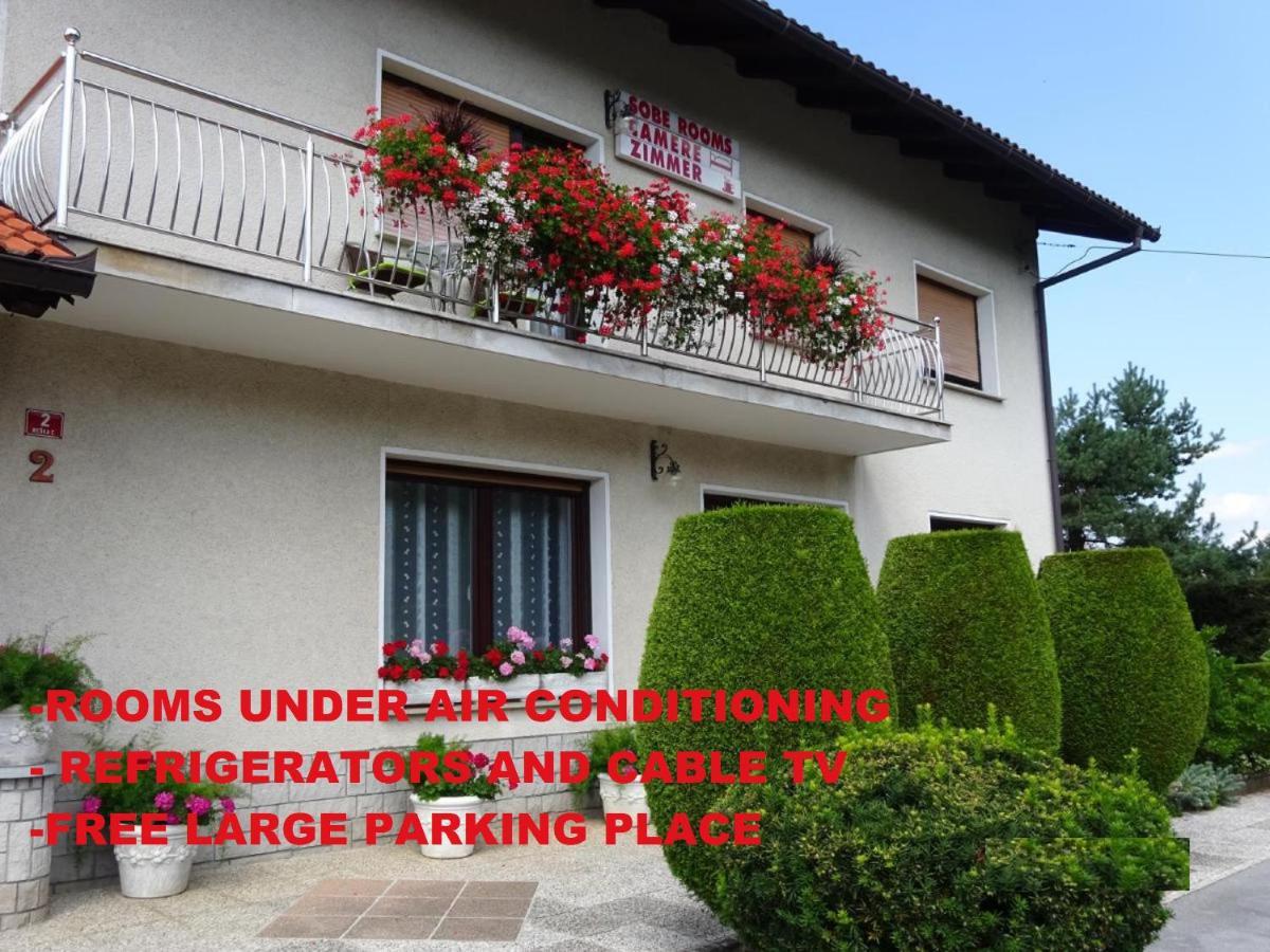 Rooms Kapelj Postojna Bagian luar foto
