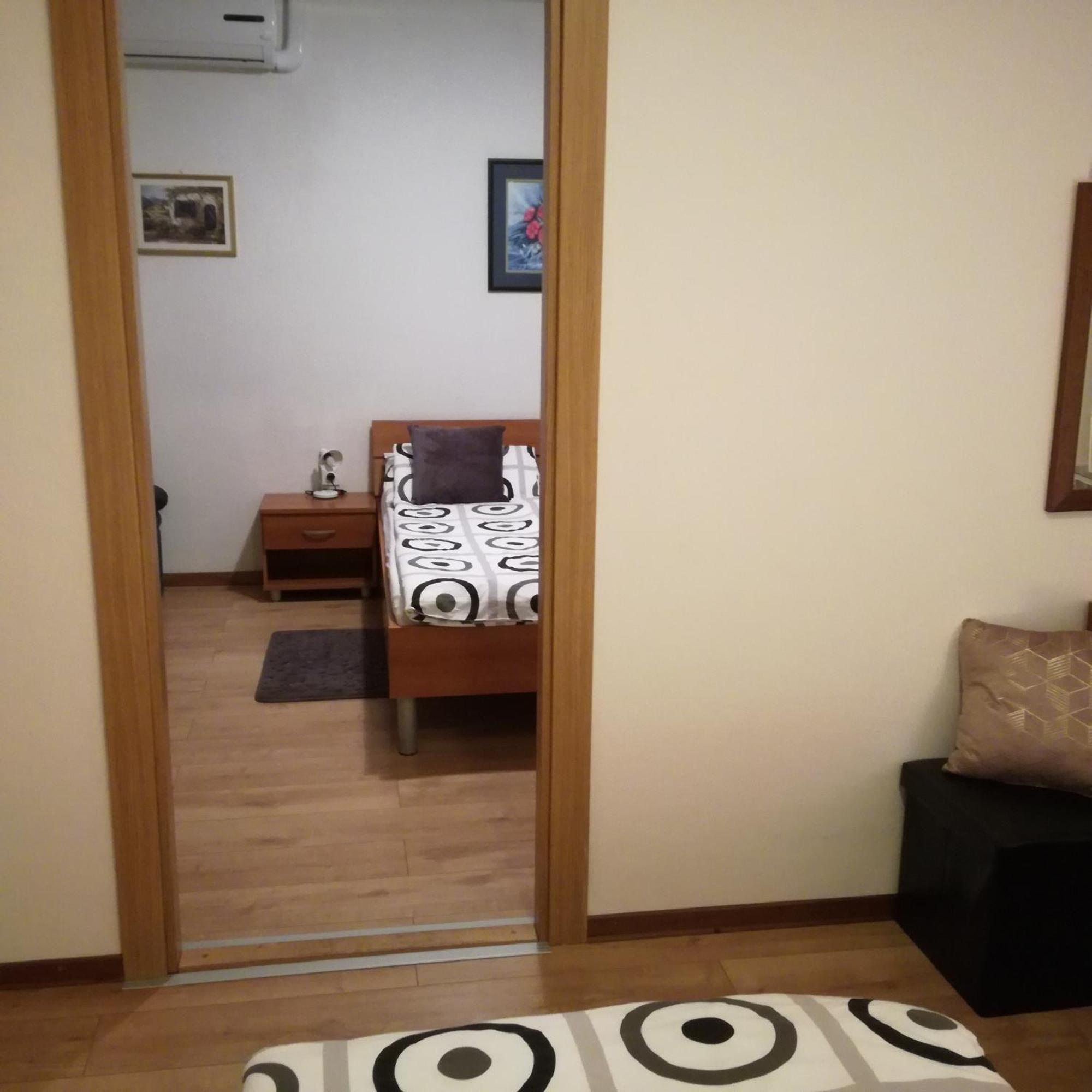 Rooms Kapelj Postojna Ruang foto
